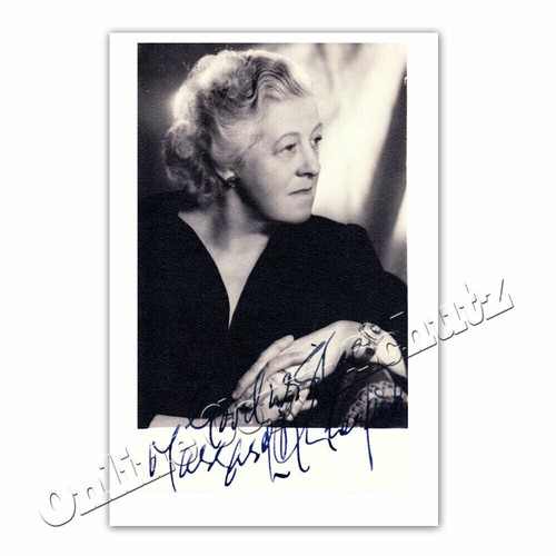 Margaret rutherford alias miss - rutherford,